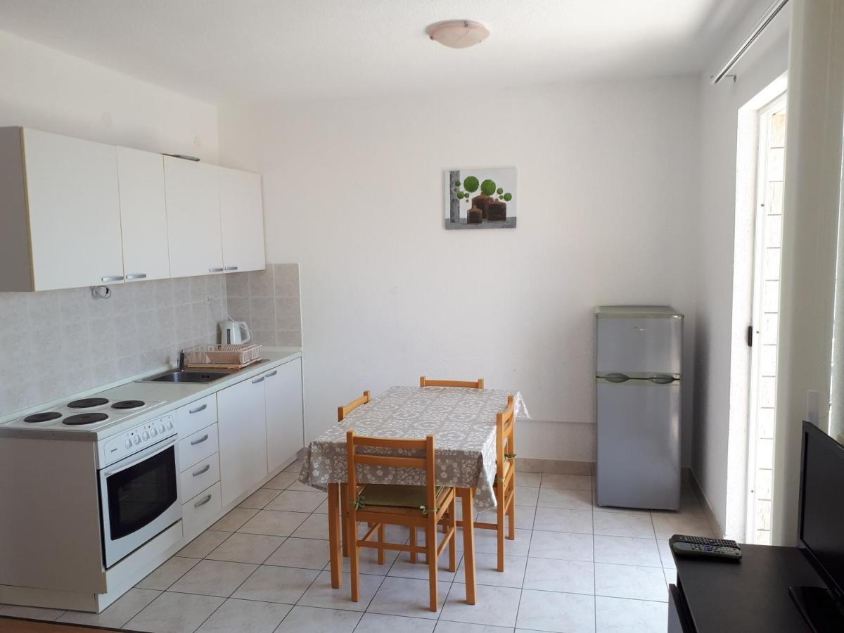 Apartments Sophie Makarska Exterior foto